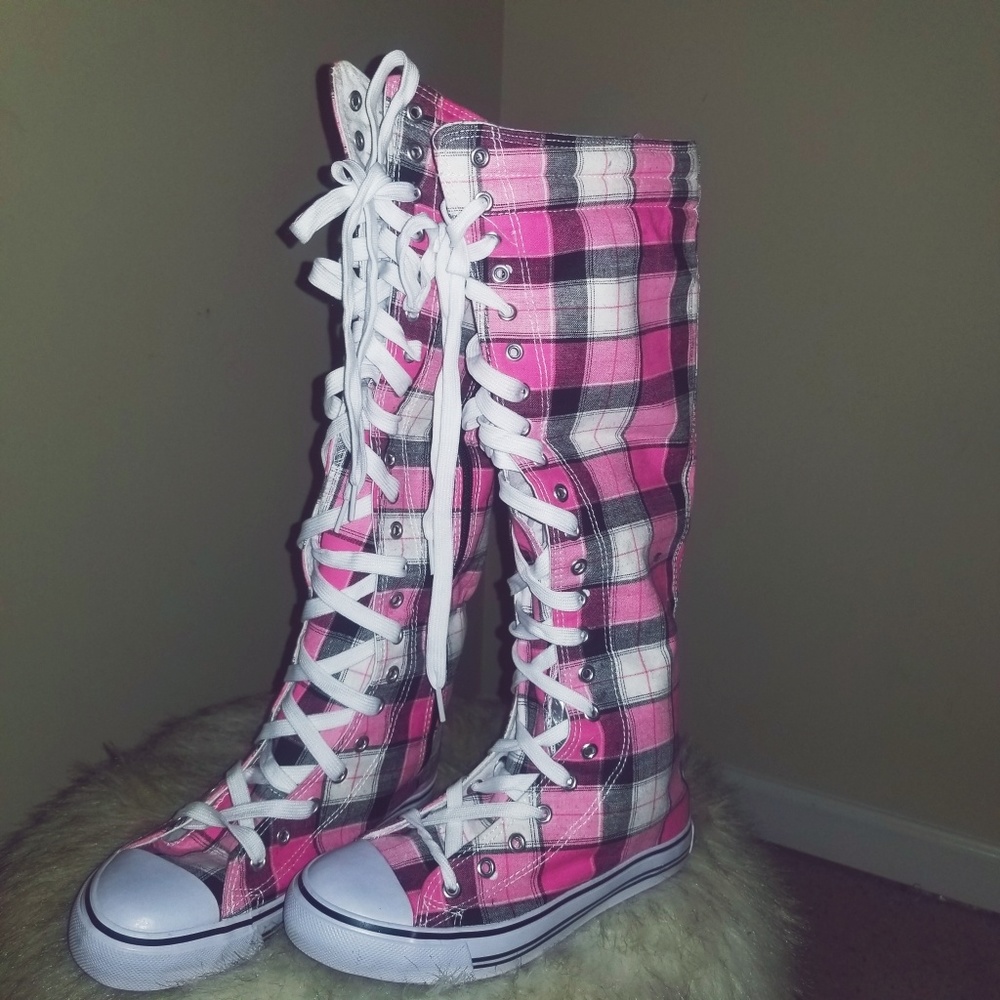 These are a reposh they were to bi6g for my dsught